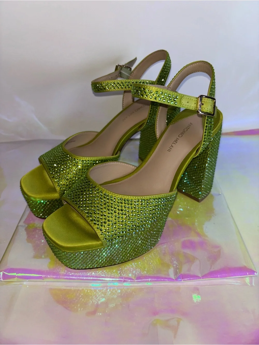 ANTONIO MELANI Neon Green Crystal Platform Sandals NWT SIZE 7.5